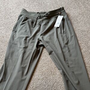 CALIA by Carrie Underwood muted green mid rise jogger. New with tags